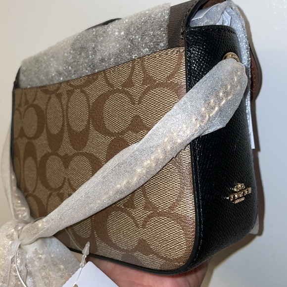 24HR DROP ‼️ Coach Star buckle Gemma crossbody - Picture 4 of 4